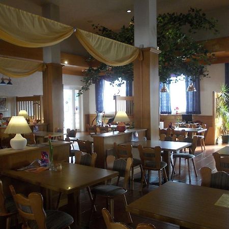 Hotel Im Bahnhof Pasawa Zewnętrze zdjęcie