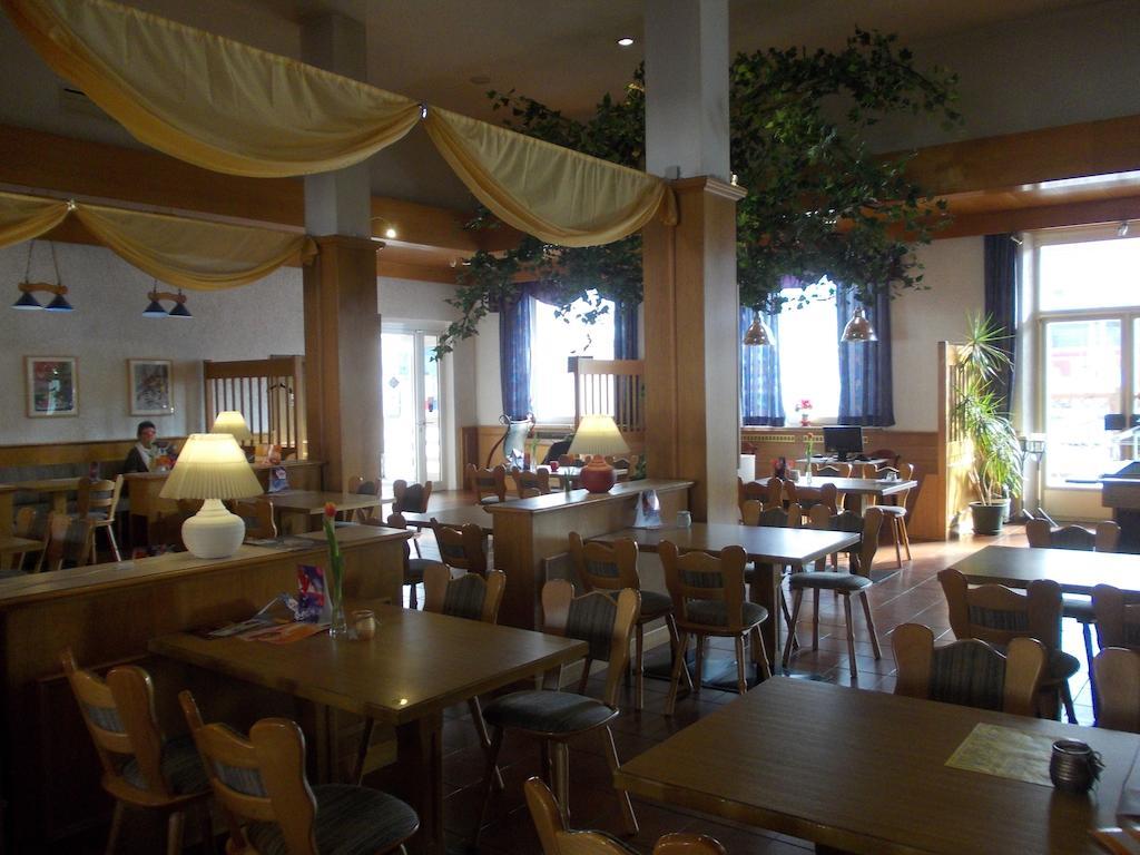 Hotel Im Bahnhof Pasawa Zewnętrze zdjęcie