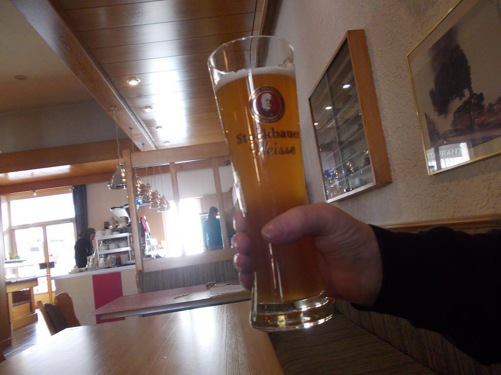 Hotel Im Bahnhof Pasawa Zewnętrze zdjęcie