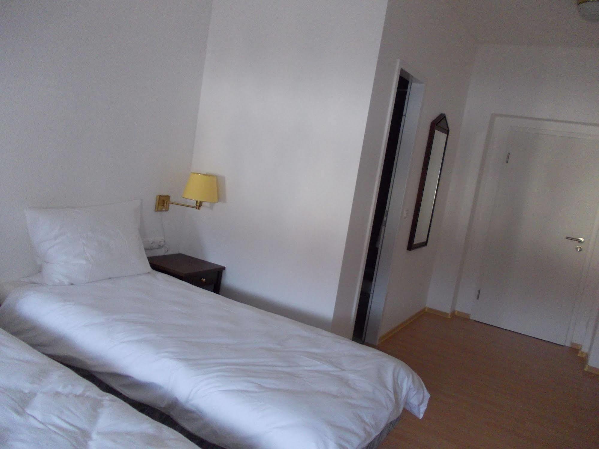 Hotel Im Bahnhof Pasawa Zewnętrze zdjęcie