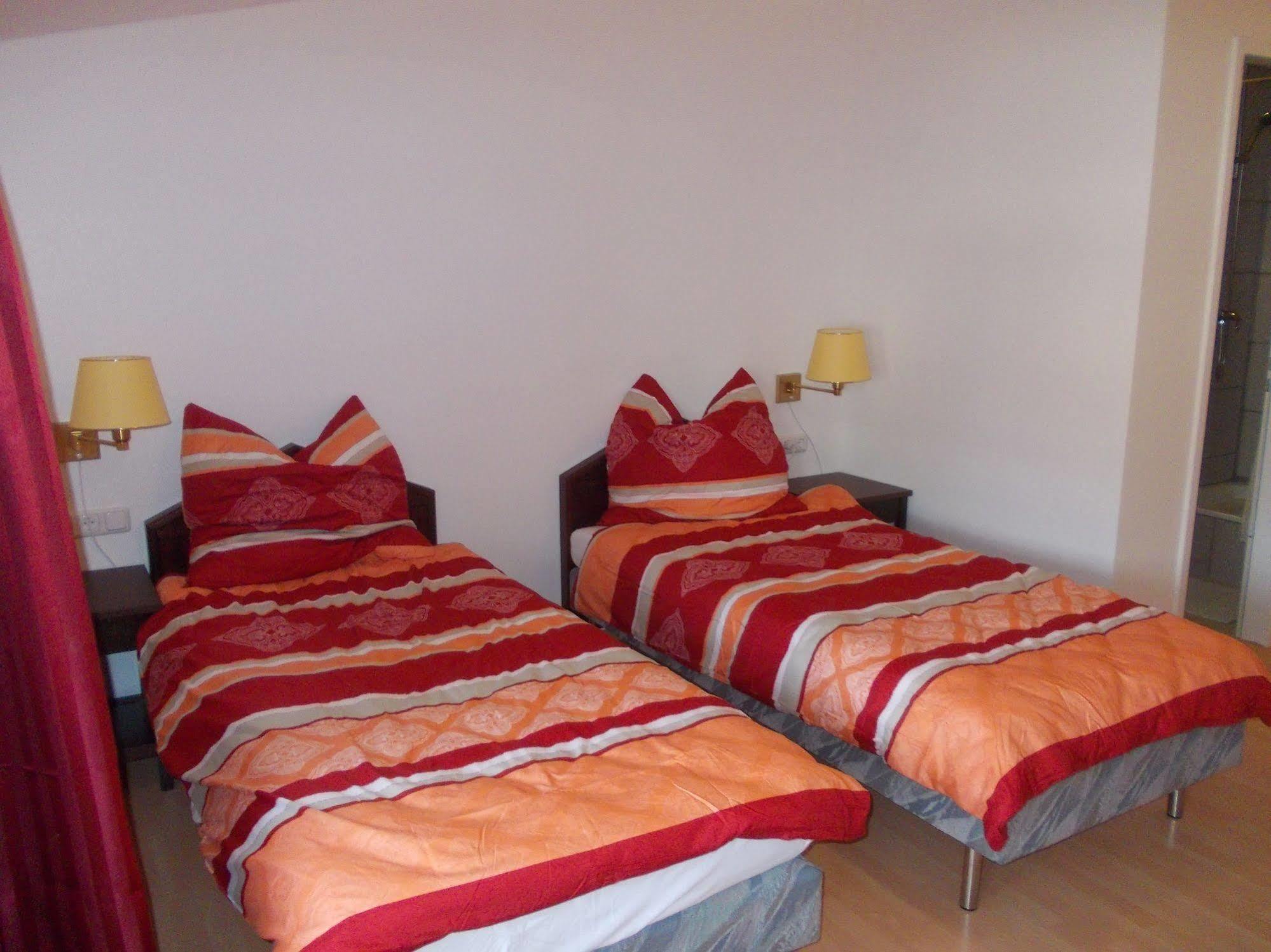 Hotel Im Bahnhof Pasawa Zewnętrze zdjęcie