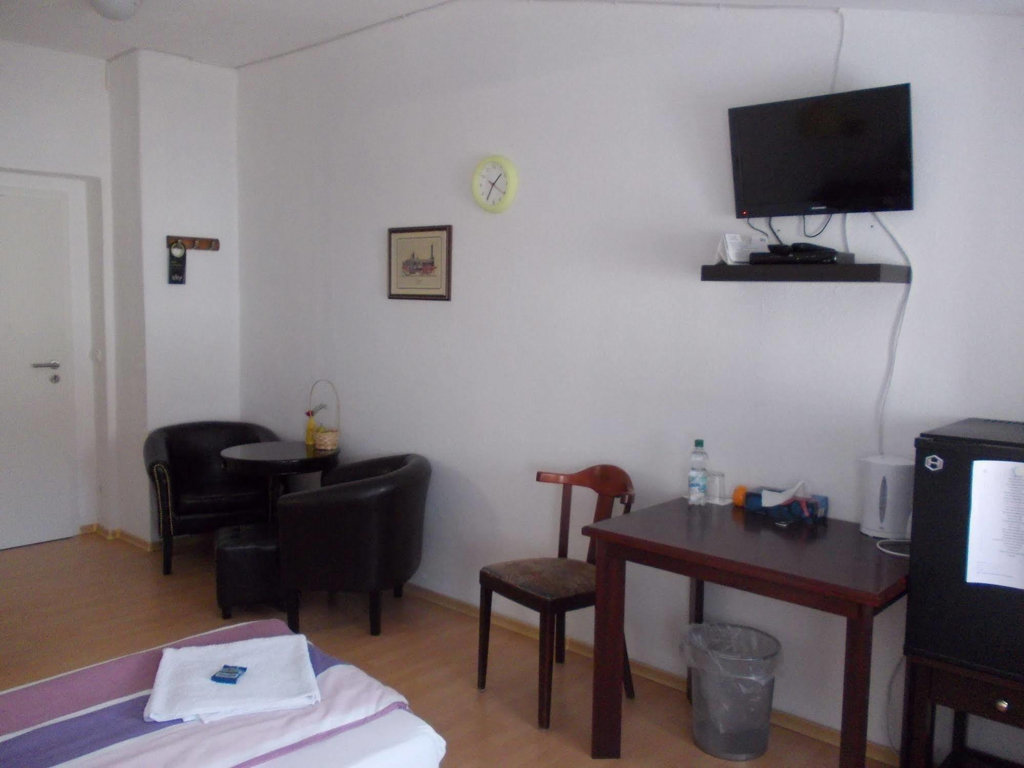 Hotel Im Bahnhof Pasawa Zewnętrze zdjęcie
