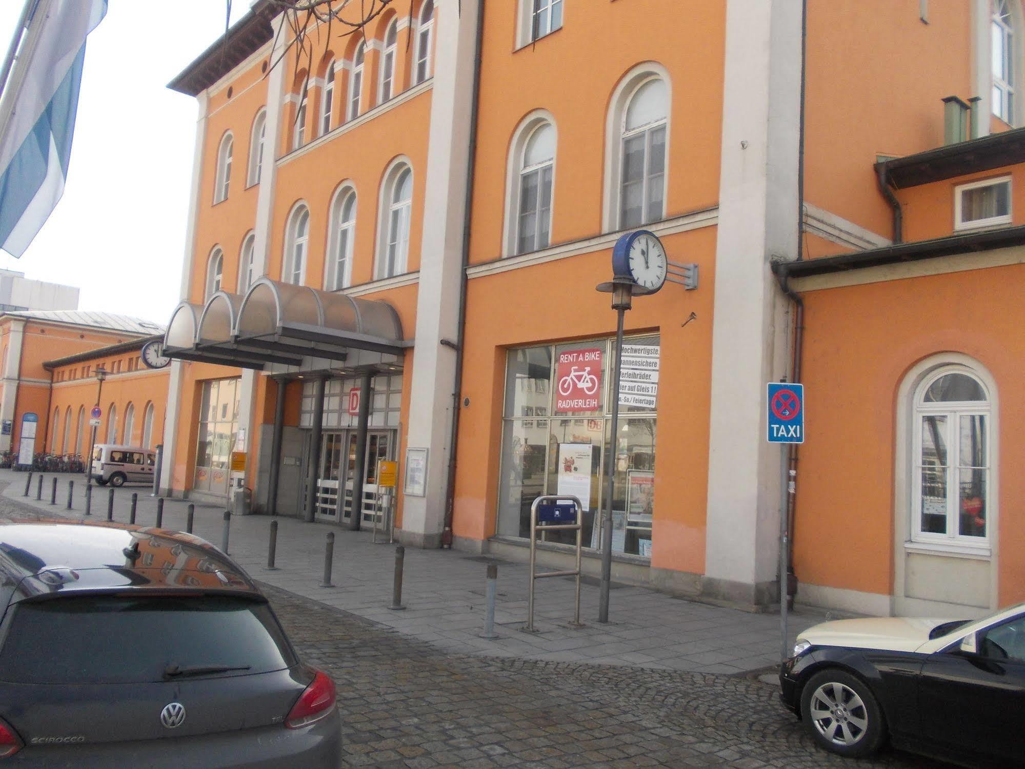 Hotel Im Bahnhof Pasawa Zewnętrze zdjęcie